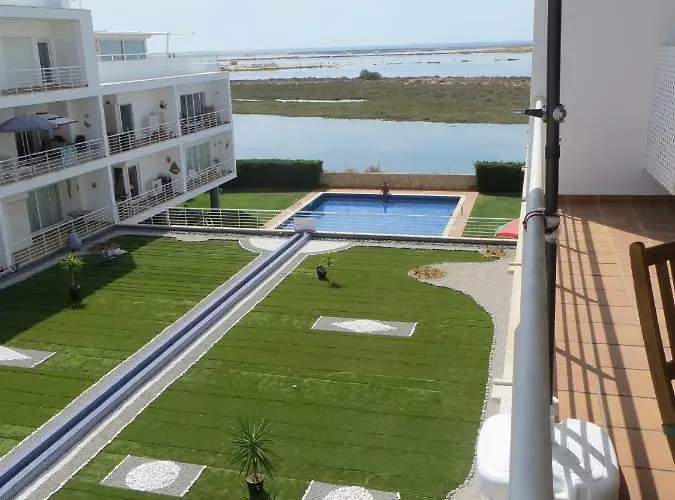 Διαμέρισμα Formosa Village *